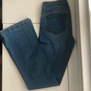 Mid-rise flare jeans